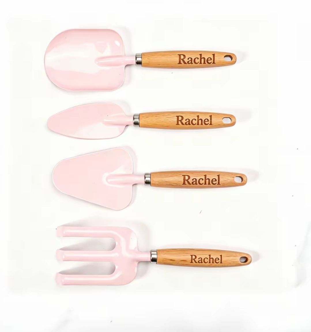 Gardening Tools Names - 개인 맞춤 이름이 새겨진 미니 나무